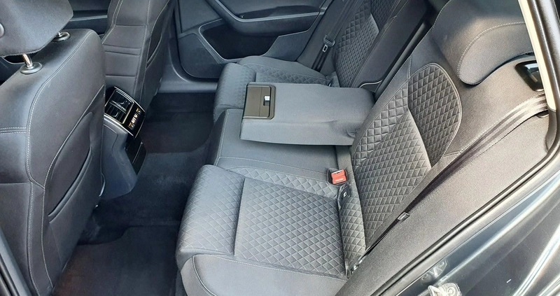 Skoda Superb cena 81300 przebieg: 135590, rok produkcji 2017 z Rzeszów małe 781